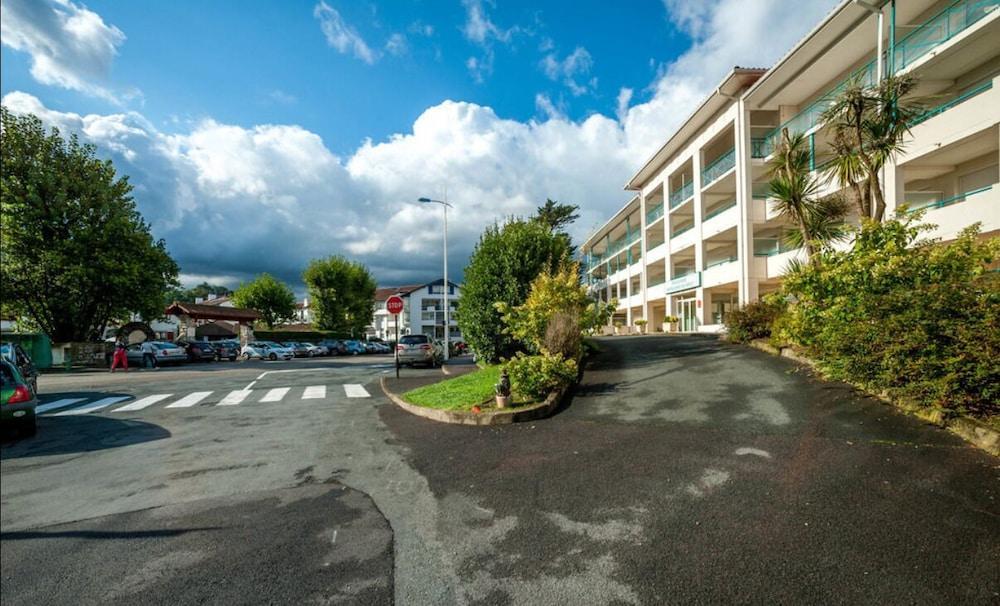 Residence Hoteliere Du Golf Ciboure Exterior foto
